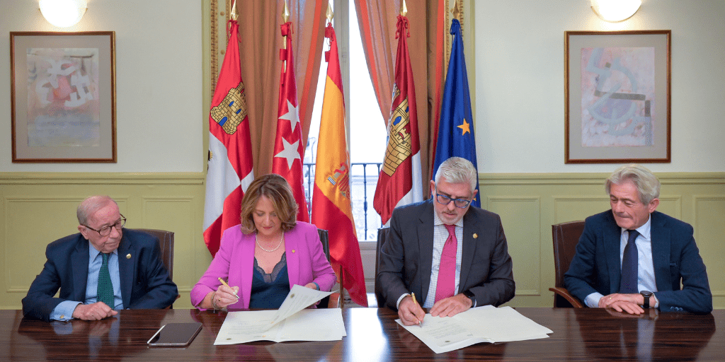 Firma del convenio de colaboración para la unificación del Colegio de Economistas de Madrid y el Ilustre Colegio Central de Titulares Mercantiles y Empresariales de Madrid